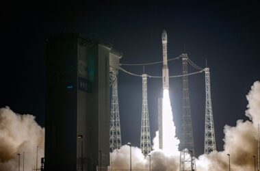 Regardez le lancement de Vega en direct – Charge utile : Pléiades Neo-4, Bro-4, SunStorm, RadCube, LEDSat