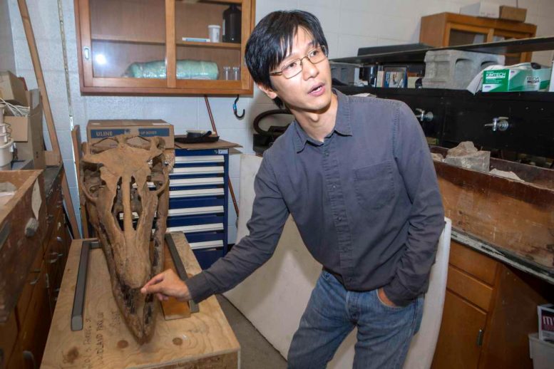 Paléontologue de l'UC Takuya Konishi