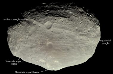 Qu'est-ce qui a créé les mystérieux creux géants sur l'astéroïde Vesta ?  Nouvelle théorie proposée