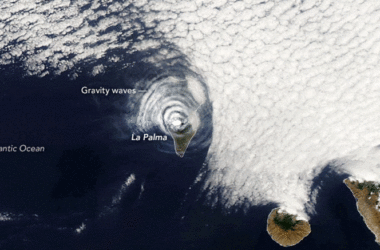 Un satellite capture de superbes ondes de gravité au-dessus de La Palma depuis l'éruption de Cumbre Vieja