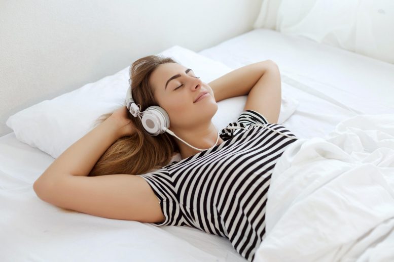 Écouter de la musique au lit