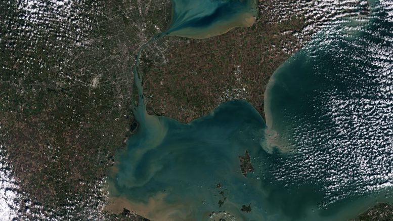Landsat 9 : Détroit et lac Érié