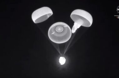 SpaceX Crew-2 Dragon Endeavour Descent
