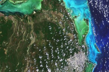 Exploration de la Terre depuis l'espace : Cancún, Mexique capturé dans une superbe image satellite