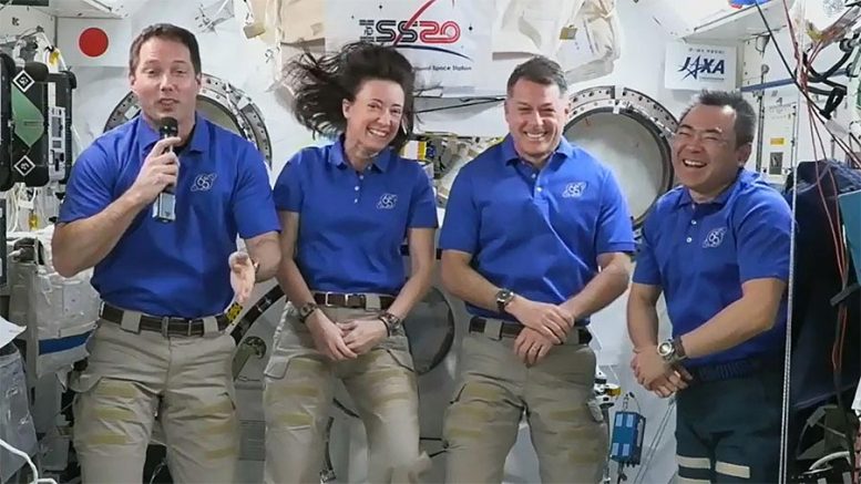 Les astronautes de Crew-2 avant leur retour sur Terre