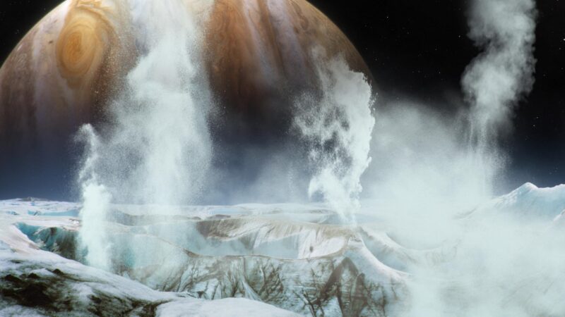 Des panaches d'eau jaillissent-ils de la lune Europe de Jupiter ?  Le vaisseau spatial Europa Clipper de la NASA est sur le boîtier