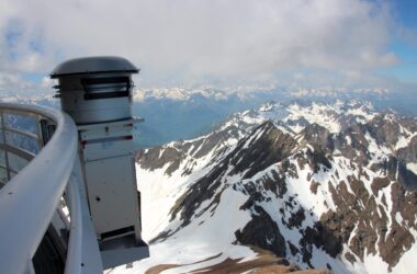 Microplastique découvert dans l'air « vierge » des Pyrénées à haute altitude