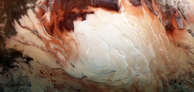 La calotte glaciale couvre le pôle sud de Mars