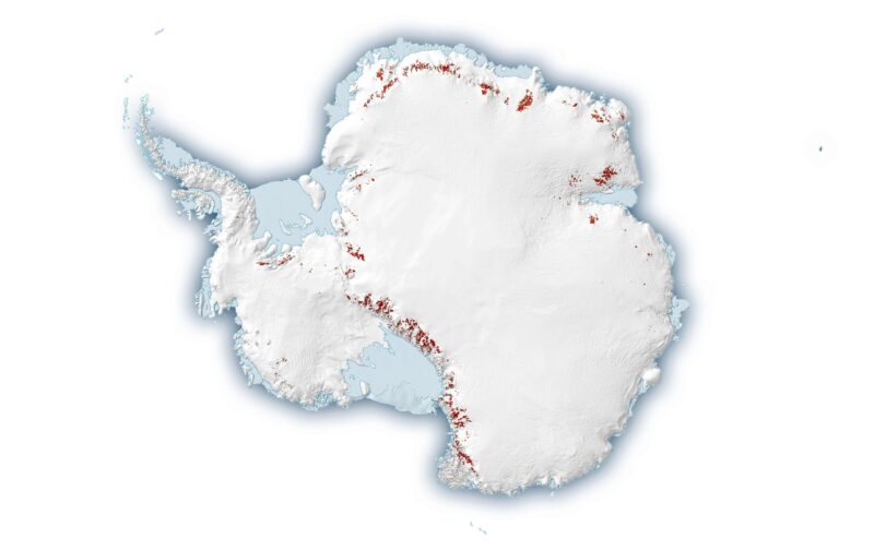 Pas moins de 300 000 météorites à découvrir en Antarctique