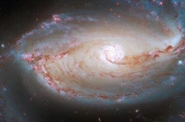 L'œil de la galaxie : Hubble révèle la structure galactique dans ses moindres détails