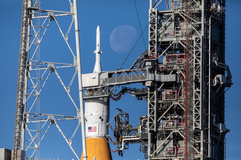 NASA Go for Artemis I Répétition générale de la fusée SLS, du vaisseau Orion et des systèmes d'exploration au sol