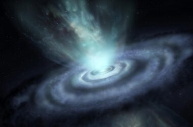 La mort mystérieuse d'une étoile riche en carbone se déroule comme un cirque à six anneaux.