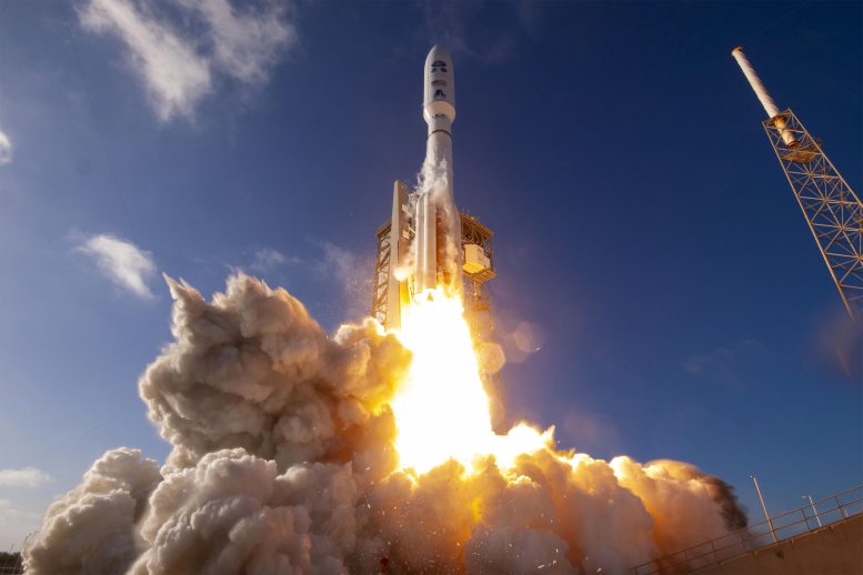 Lancement du GOES-T sur la fusée Atlas V