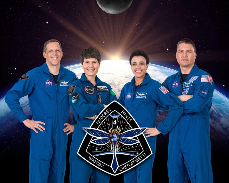 Connaissez votre équipage... Quatre ! Les astronautes de la mission SpaceX Crew-4 de la NASA [Video]