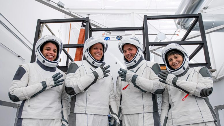 Entraînement des astronautes de SpaceX Crew-4 de la NASA