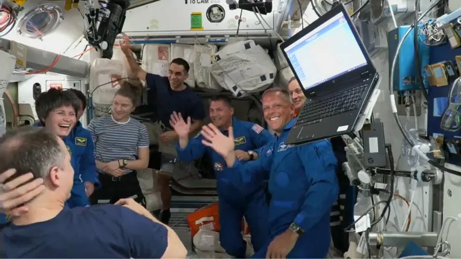 Crew-4 à bord de la Station spatiale internationale