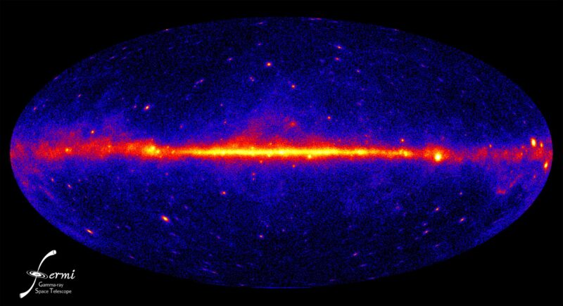 Un étrange signal galactique provenant du centre de la galaxie pourrait trouver une nouvelle explication