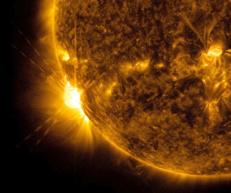 NASA SDO Solar Flare May 4 2022