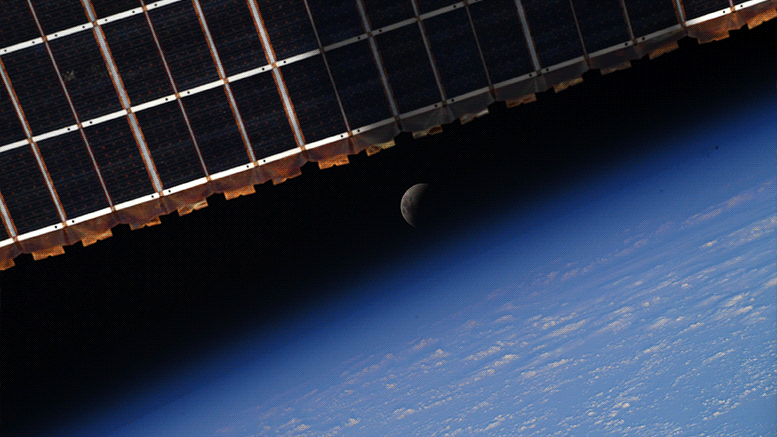 Éclipse lunaire depuis la station spatiale internationale