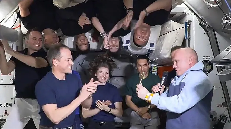 L'astronaute de la NASA Tom Marshburn a pris le commandement de l'ISS