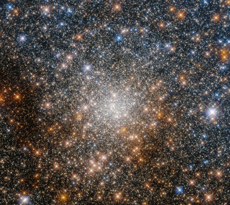 Le télescope spatial Hubble capture un étonnant coffre à trésor cosmique