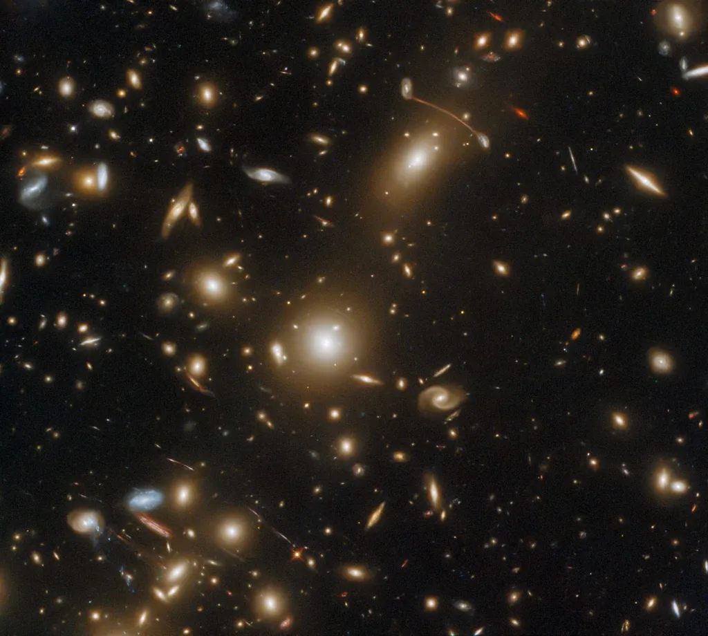 Amas de galaxies Abell 1351