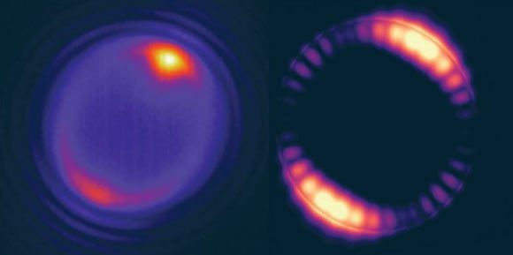 A gauche : une minuscule perle frappée par un laser produit des modes optiques qui circulent à l'intérieur de la perle. A droite : une simulation de la distribution du champ optique à l'intérieur d'une perle de 5 microns. Crédit image : Berkeley Lab.