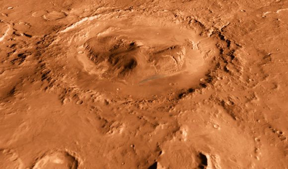 Le cratère Gale a un diamètre de 154 km et contient une montagne stratifiée qui s'élève à environ 5 km au-dessus du fond du cratère. Crédit photo : NASA / JPL-Caltech / ASU / UA.